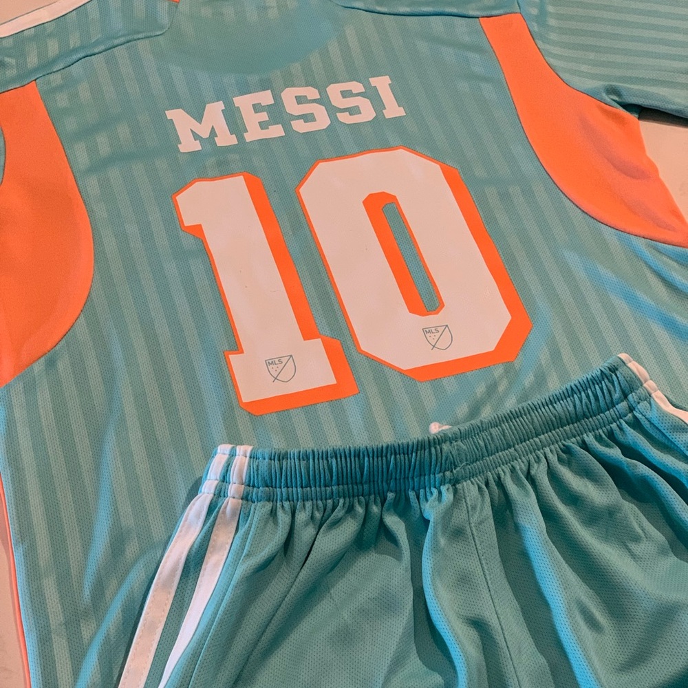 Kids Jersey Messi Soccer Kit Youth Toddler 3rd HOT SELLER - Picture 4 of 5